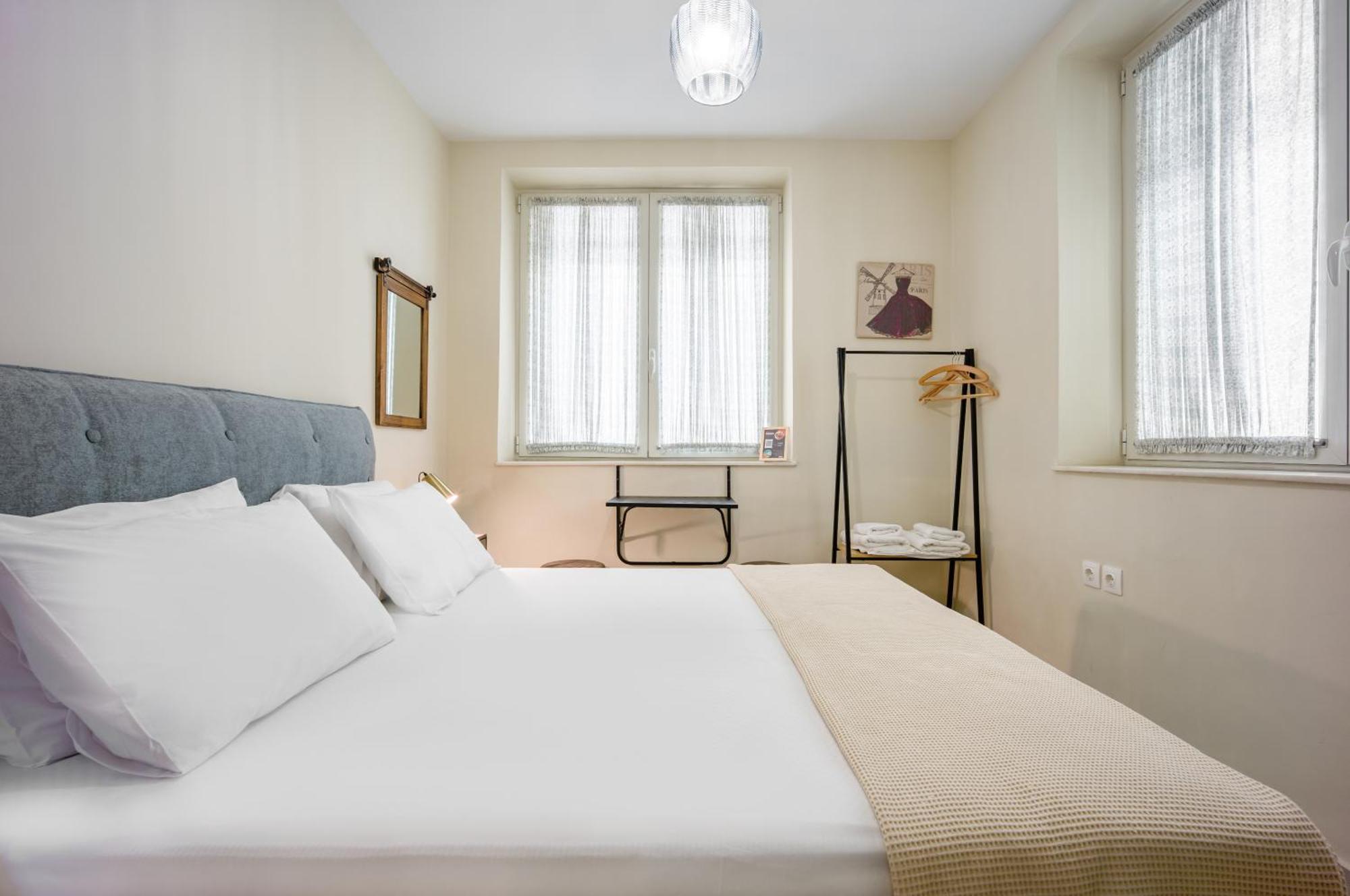 Bentzi...Boutique Apartment 1, Classic Double With Kitchenette, 2 Guests Athen Exterior foto